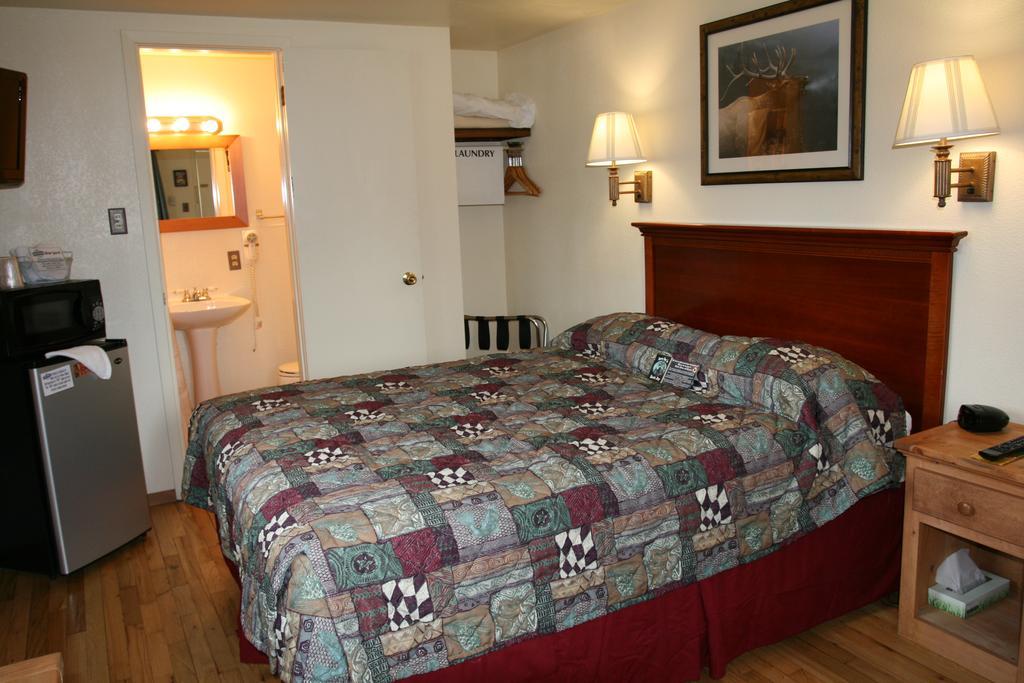 Thompson Falls Falls Motel מראה חיצוני תמונה