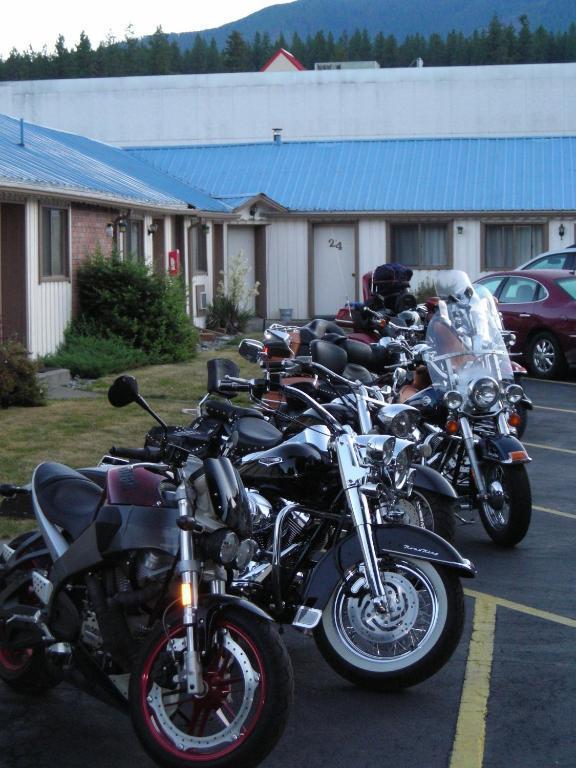 Thompson Falls Falls Motel מראה חיצוני תמונה