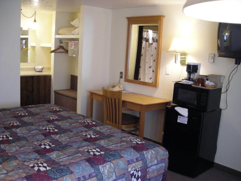 Thompson Falls Falls Motel חדר תמונה