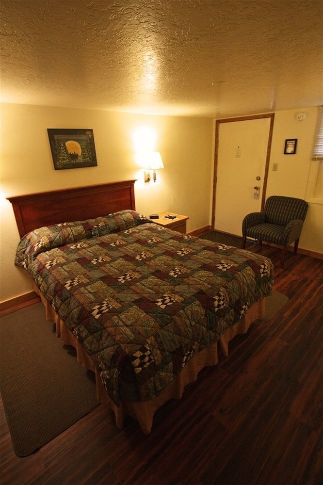 Thompson Falls Falls Motel מראה חיצוני תמונה