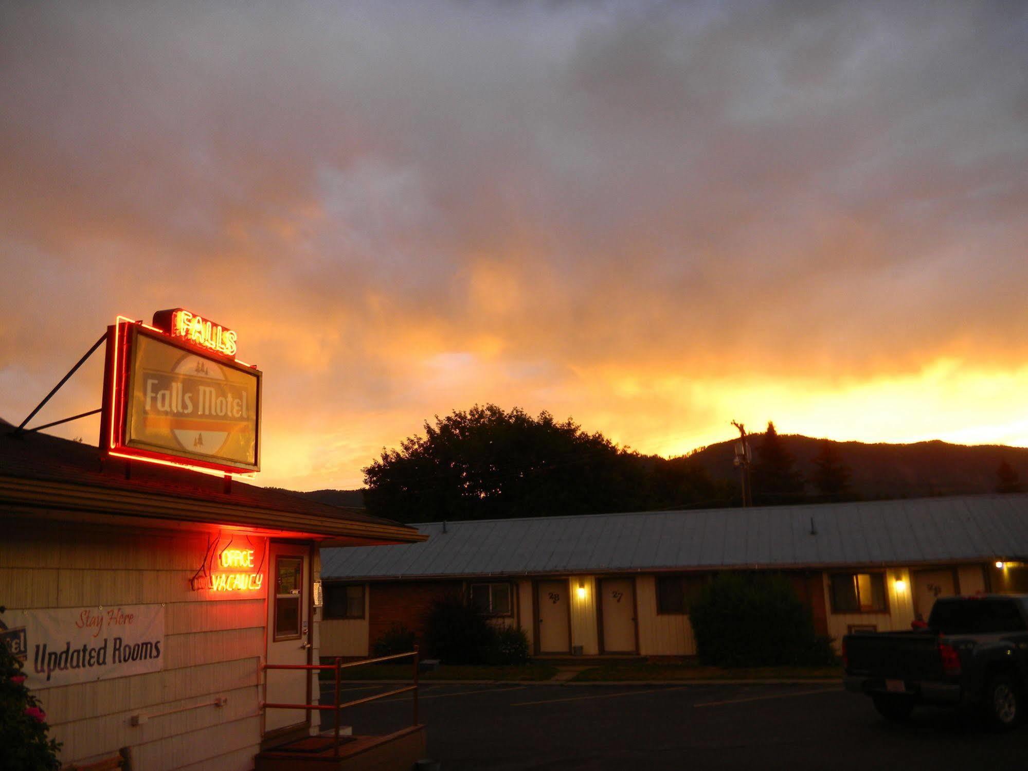 Thompson Falls Falls Motel מראה חיצוני תמונה